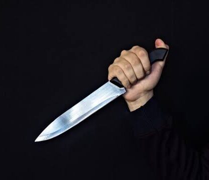 Mulher mata ex-companheiro a facadas em Maceió