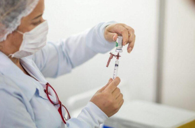 Vírus respiratórios ainda estão em alta no país, alerta Fiocruz
