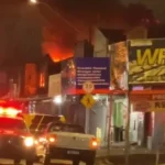 Incêndio destrói estabelecimento no Centro de Maceió