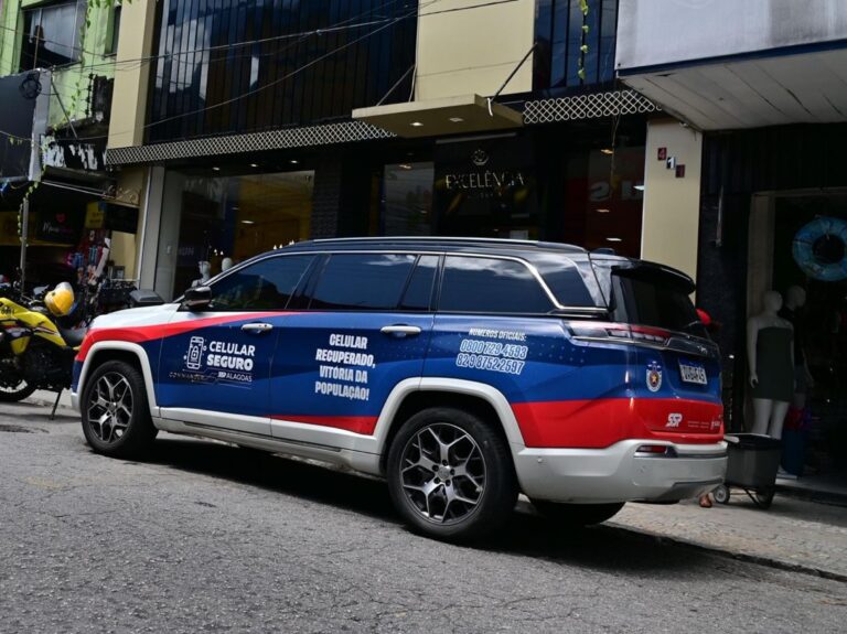 Operação mira venda de celulares roubados em Maceió