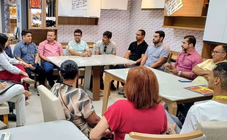 Empresários de Arapiraca se reúnem com prefeitura para alinhar ajustes na obra de revitalização do comércio