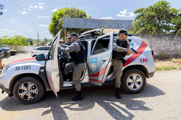 Polícia Militar prende acusado de homicídio em Viçosa