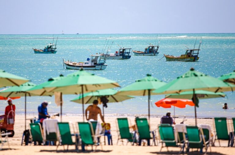 Defesa Civil de Maceió passará a emitir alertas de calor via mensagem de texto; veja como se cadastrar
