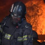 Bombeiros controlam incêndios em imóveis na parte alta de Maceió