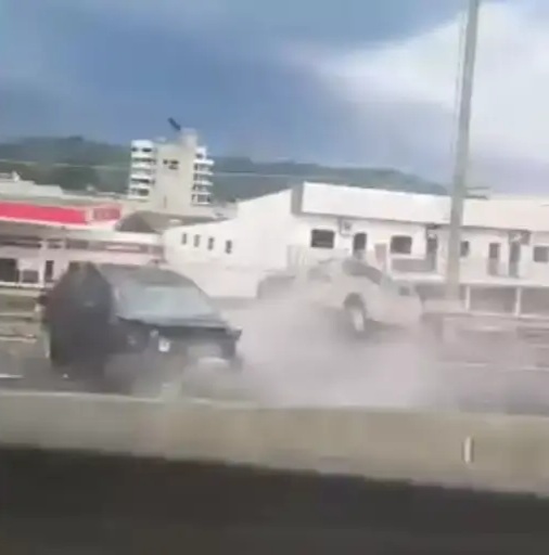 Motorista morre após trafegar na contramão e causar grave acidente na BR-101