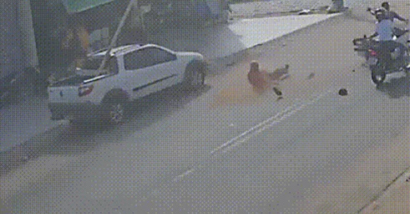 Câmera flagra atropelamento de idoso em Girau do Ponciano