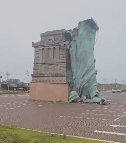 Forte ventania faz estátua da Havan desabar no Rio Grande do Sul