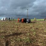 Acidente em Roteiro deixa vítimas presas às ferragens dos veículos