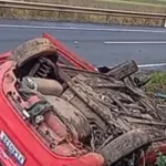 Carro capota entre Teotônio Vilela e Junqueiro