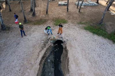 MPF apura despejo irregular de esgoto no mar da Ponta Verde