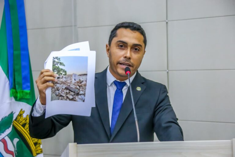 Vereador aciona órgãos de fiscalização para investigar desabamento do teto do Mercado de Jaraguá