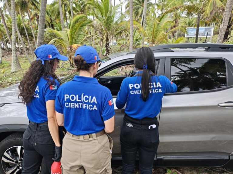 Polícia Civil investiga morte de empresário encontrado dentro de carro na Praia da Sereia