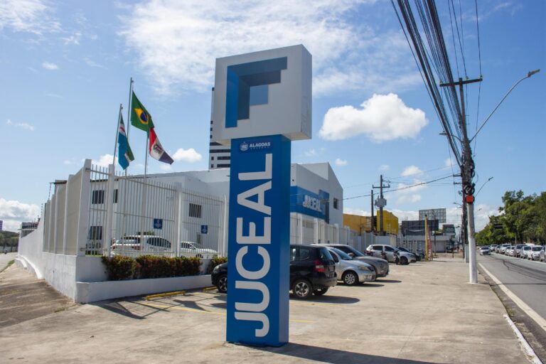 Alagoas possui 105.699 empresas lideradas por mulheres, diz Juceal