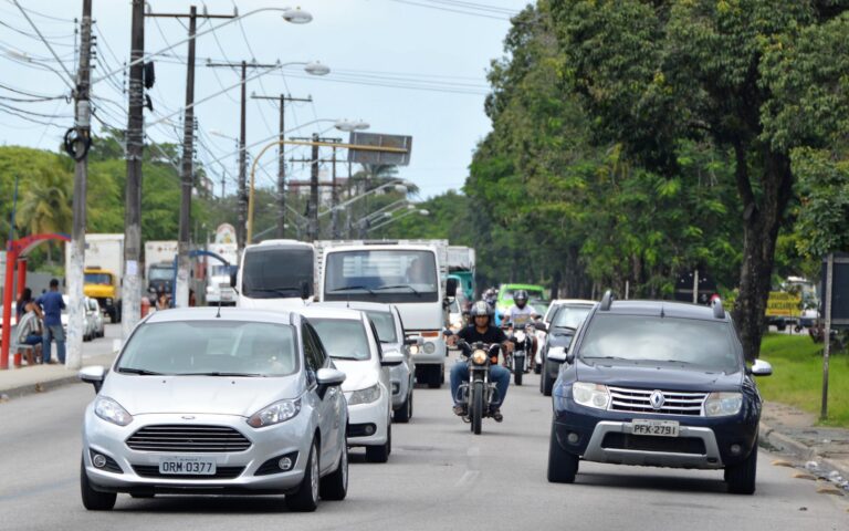 Sefaz de Alagoas orienta sobre emissão e parcelamento do IPVA