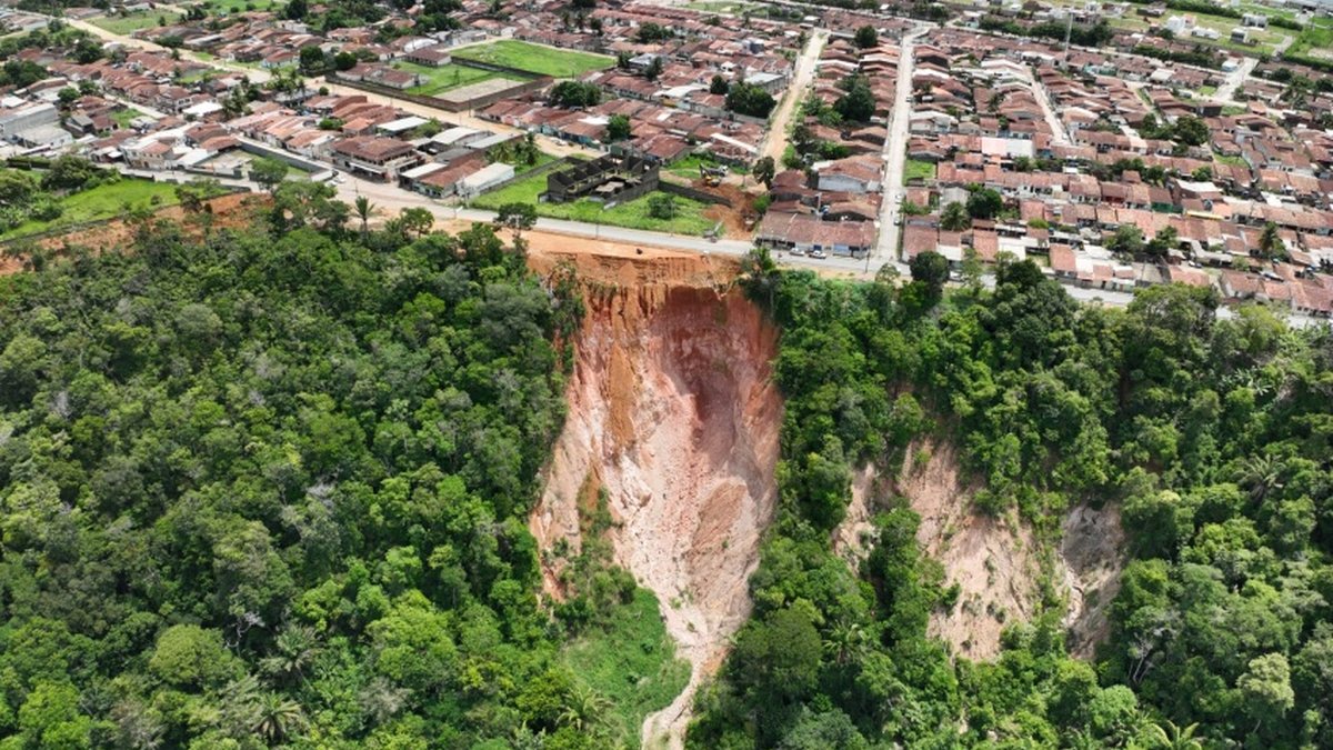 rio largo cratera maceio voçoroca