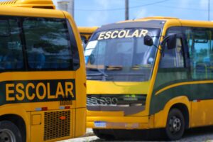 Detran de Alagoas não renovará licença de ônibus escolar com mais de 15 anos de uso