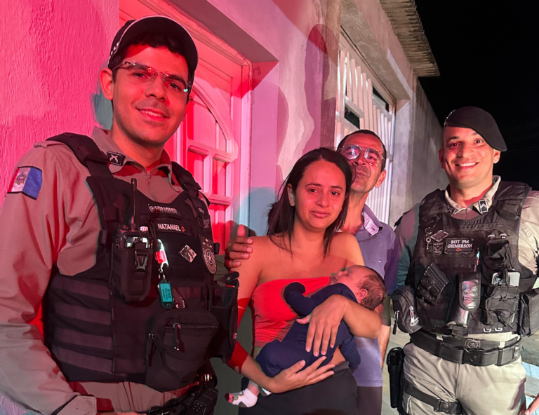 Polícia Militar de Alagoas salva bebê vítima de engasgo em Roteiro