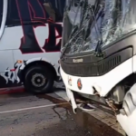 Van, ônibus e vários carros se envolvem em acidente em Marechal Deodoro