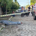 Homem é morto a tiros enquanto trabalhava no Feitosa