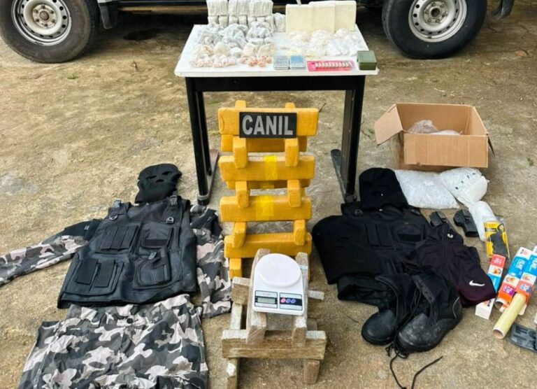 Polícia localiza depósito de drogas em Arapiraca