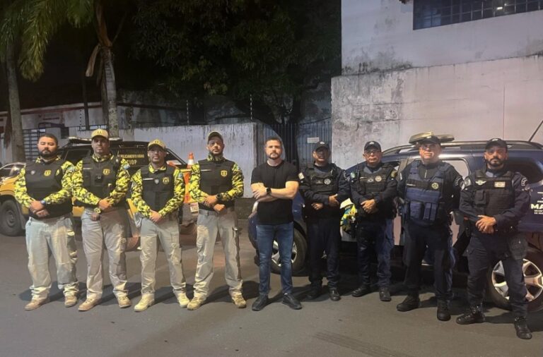 Guarda Municipal e DMTT realizam ação para coibir cobranças abusivas de flanelinhas no São João de Maceió
