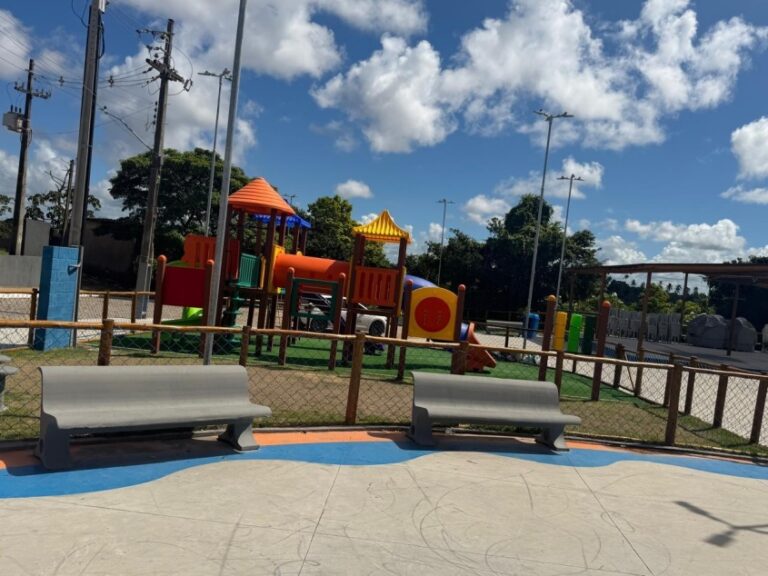 Praça São Luís Orione transforma bairro São Jorge, em Maceió