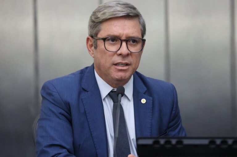 Deputado cobra apuração sobre morte de jovem no Hospital da Mulher