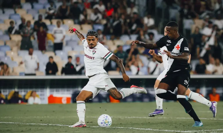 Fluminense e Vasco abrem oitavas de final da Copa do Brasil com empate sem gols