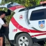 Imagens mostram Carlinhos Maia gravando participantes sendo colocados em viatura da Polícia Militar
