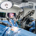 O robô que revolucionou a cirurgia: tudo sobre o Da Vinci, a máquina que opera com precisão milimétrica