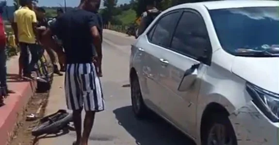 Motociclista fica ferido após colisão com carro em Matriz de Camaragibe