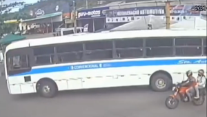 Mulher morre atropelada por ônibus na Cambona, em Maceió
