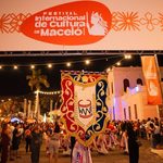 Jaraguá vira palco da cultura em grande cortejo no Festival Internacional de Cultura de Maceió