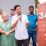 Prefeito Rodrigo Cunha entrega 34 ruas pavimentadas no Village Campestre 2 e Canto do Mainá