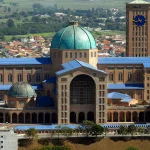 Santuário de Aparecida terá missas, consagração e procissão