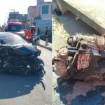 Carro elétrico bate em árvore, motos e caminhão em Penedo