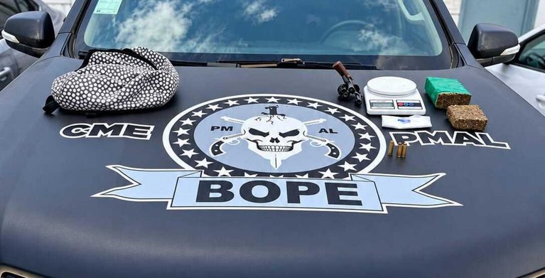 “Açougueiro”: Polícia Militar apreende arma e drogas em ação contra suspeito por homicídios em Maceió