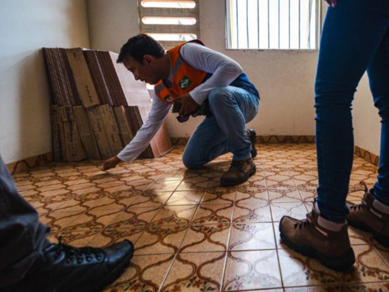 Comitê inicia vistorias em mais de 2 mil imóveis no entorno da área de afundamento do solo em Maceió