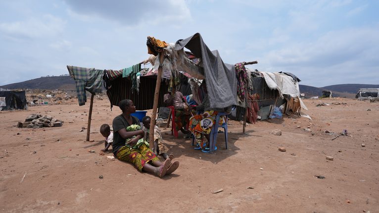Refugiados congoleses no Burundi dizem preferir voltar à RDC a permanecer em acampamento, alerta MSF
