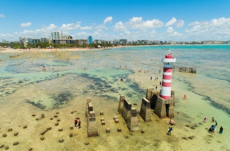 Maceió está entre destinos mais buscados pelos brasileiros para Natal e Ano-Novo